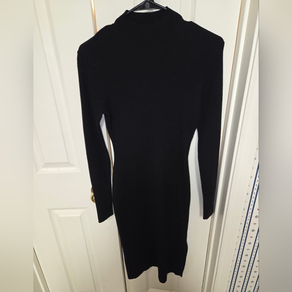Versona Elegant Black Long Sleeve Women's Dress